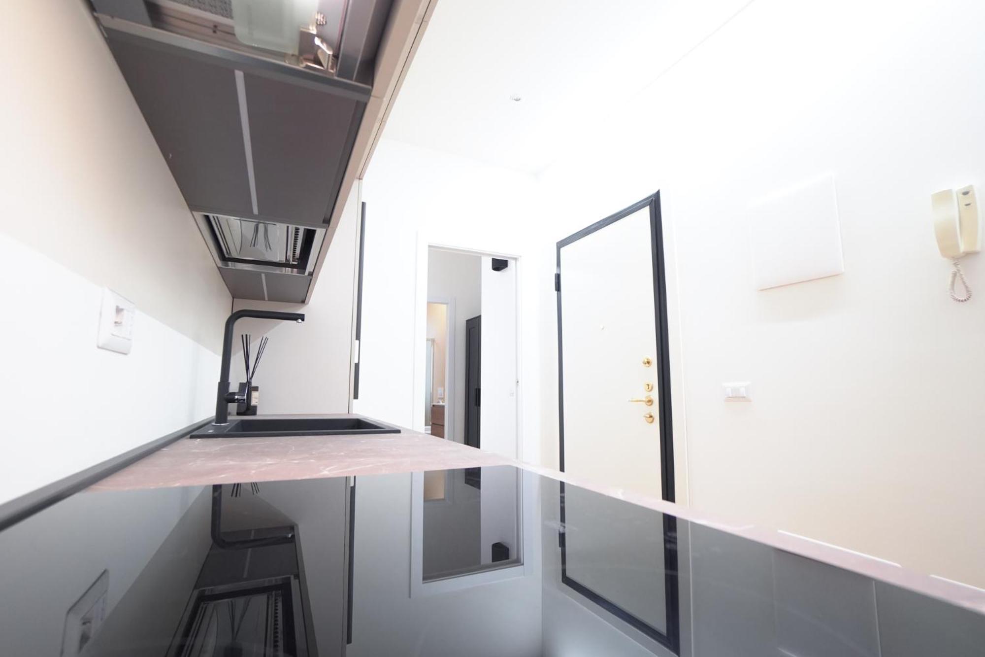 Brera Livings - Luxury Apartment, Full City Center Milano Exterior foto